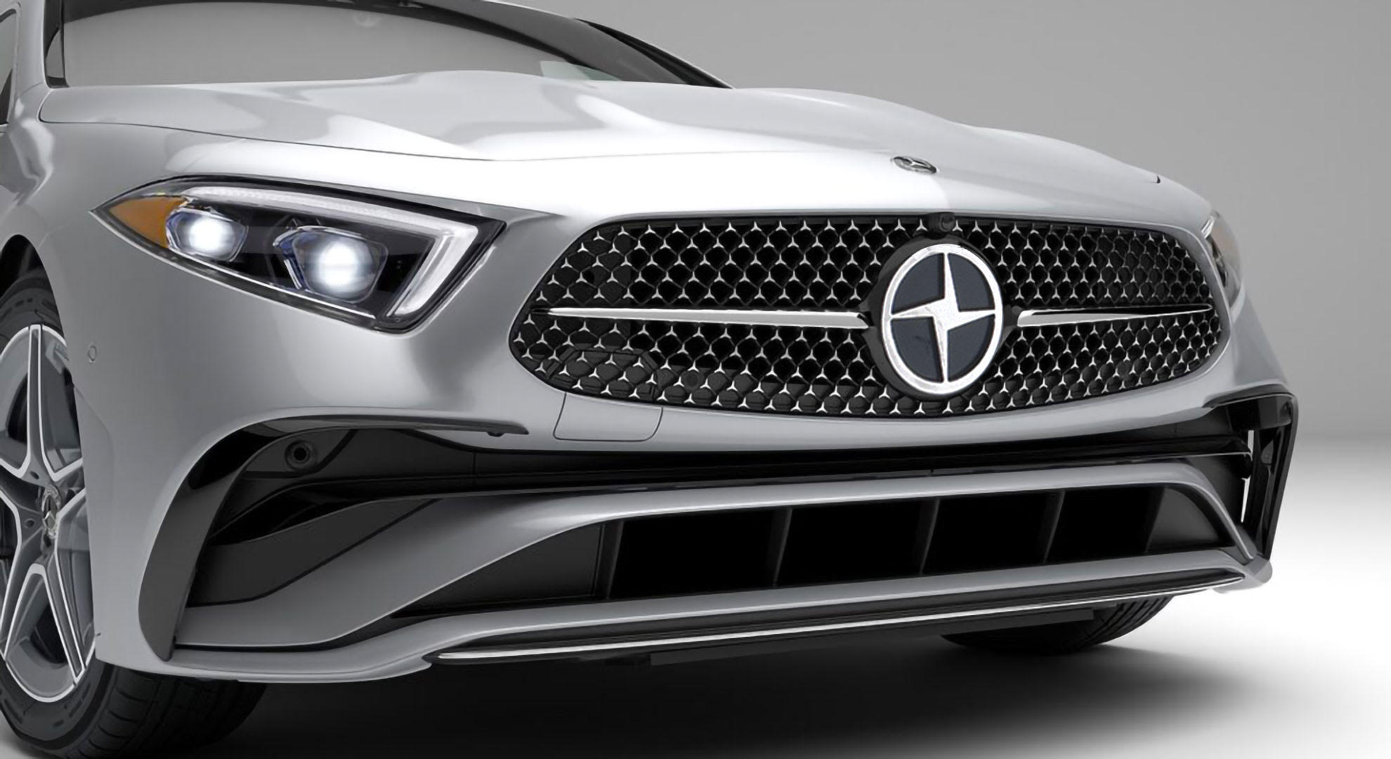Calandra frontale Aymon autofunebre su meccanica Mercedes-Benz Cls coupè