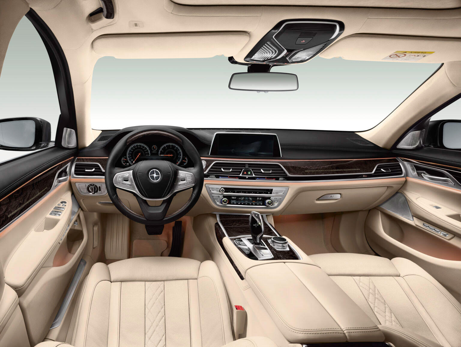 Interni abitacolo Paithon autofunebre su meccanica Bmw Serie 7