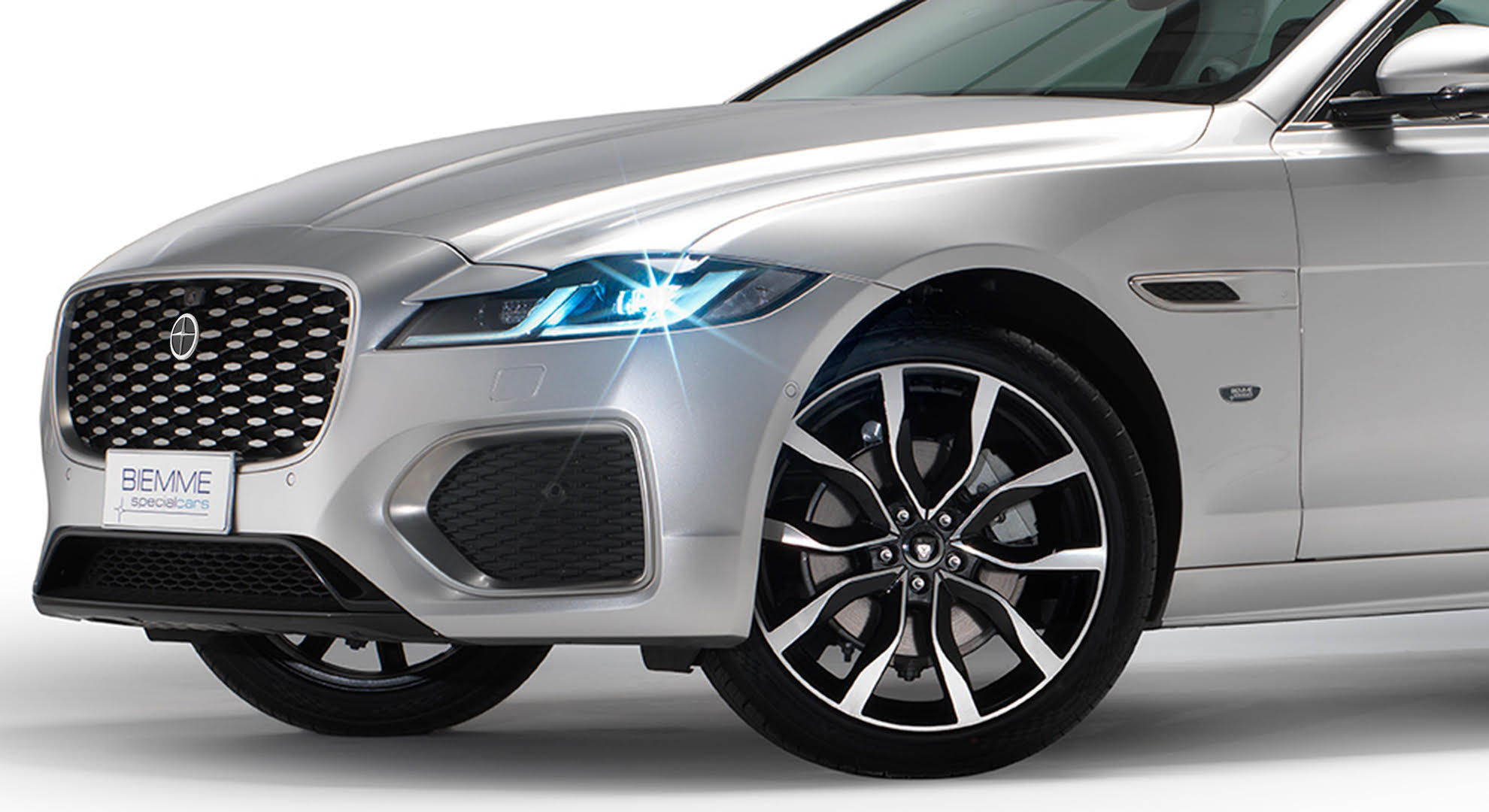 Autofunebre Zenit meccanica Jaguar Xf