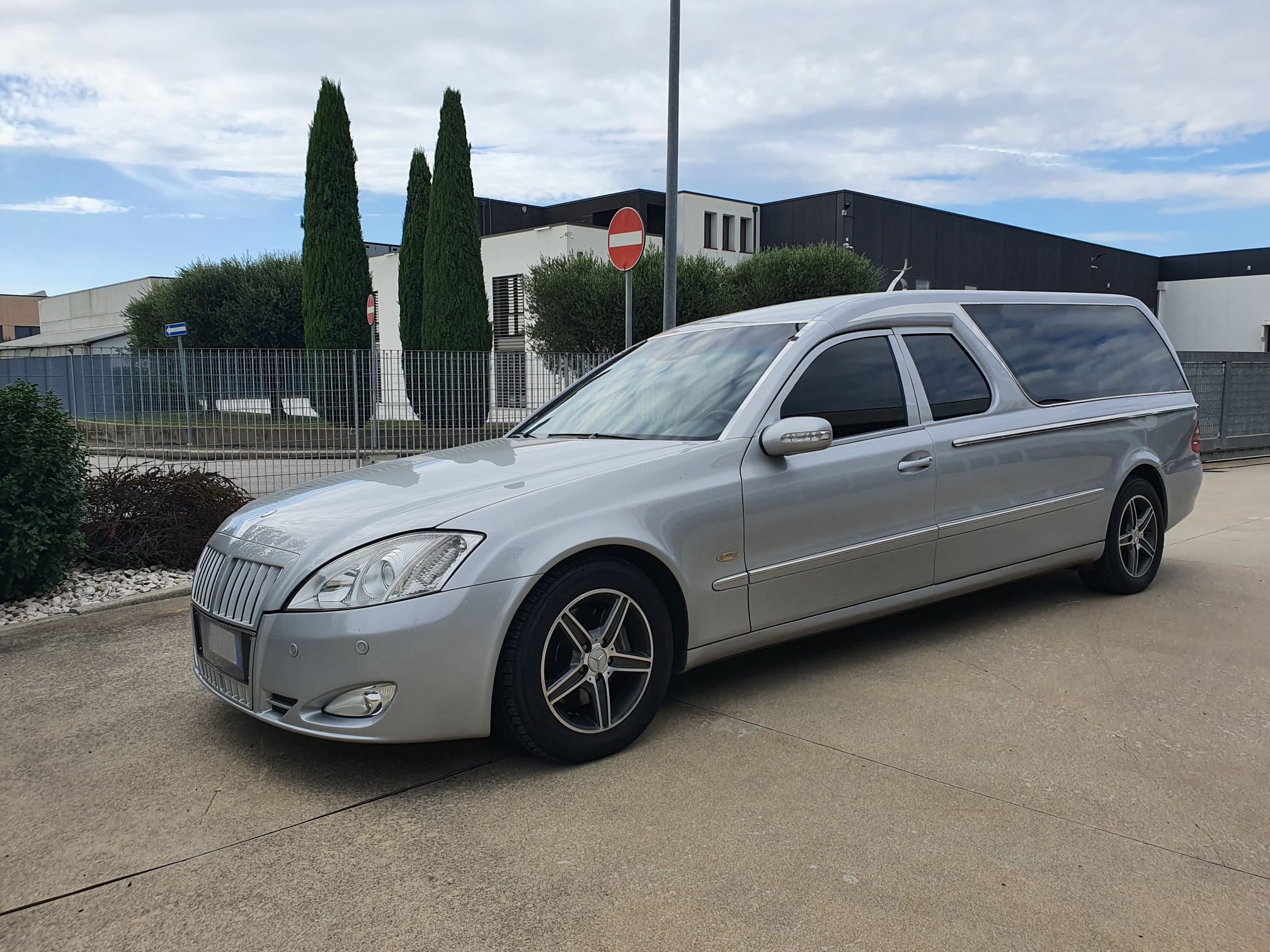 Autofunebre usato Mercedes-Benz Serie W211 2 porte