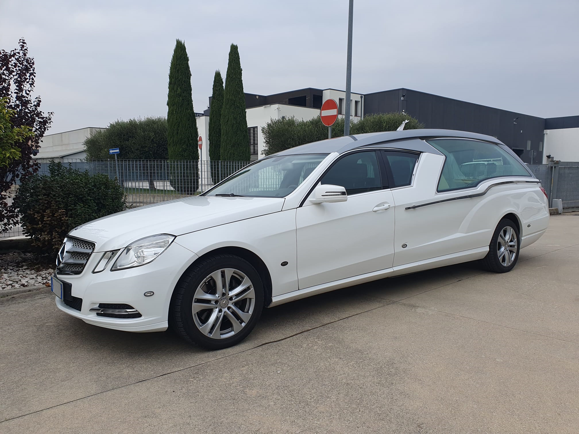 Autofunebre Serie W212 Classe Mercedes-Benz