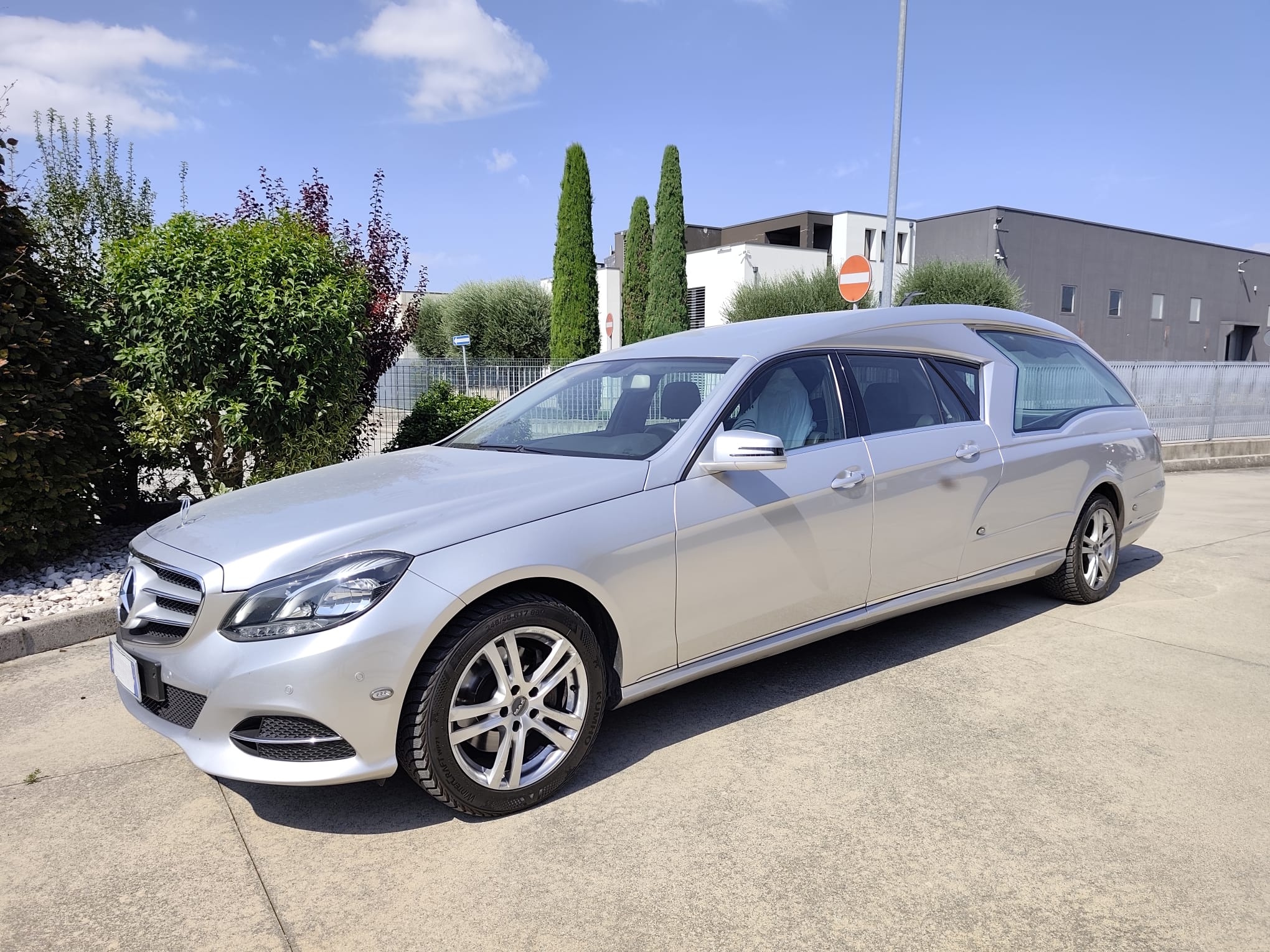 autofunebre Metis W212 4 porte usato